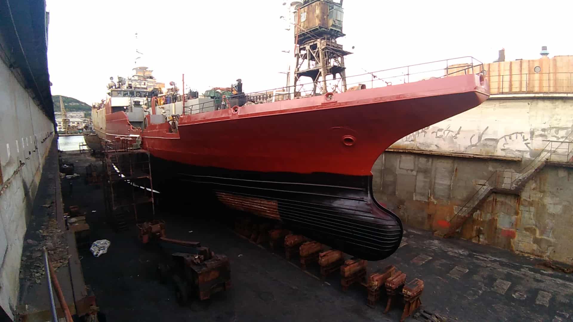 Доковый ремонт судна типа СТРМ Эндевор