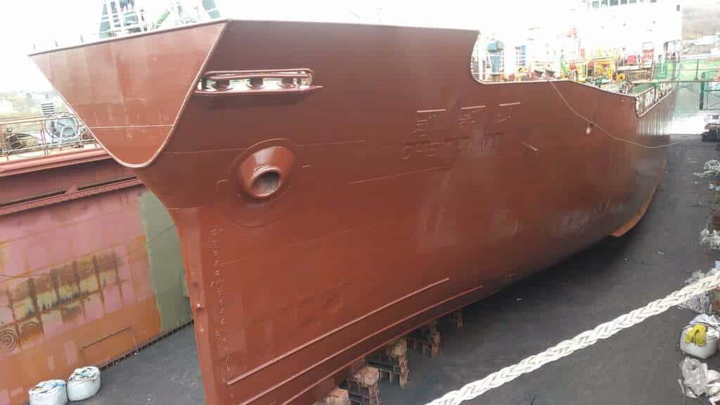 Доковый ремонт танкера
