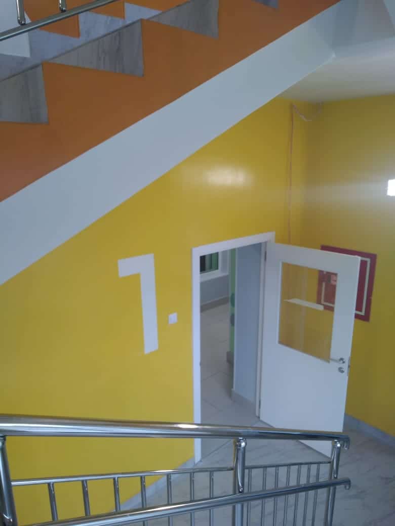 Тысячекоечная больница (Детское инфекционное отделение). Покрашено  красками «Тиккурила»